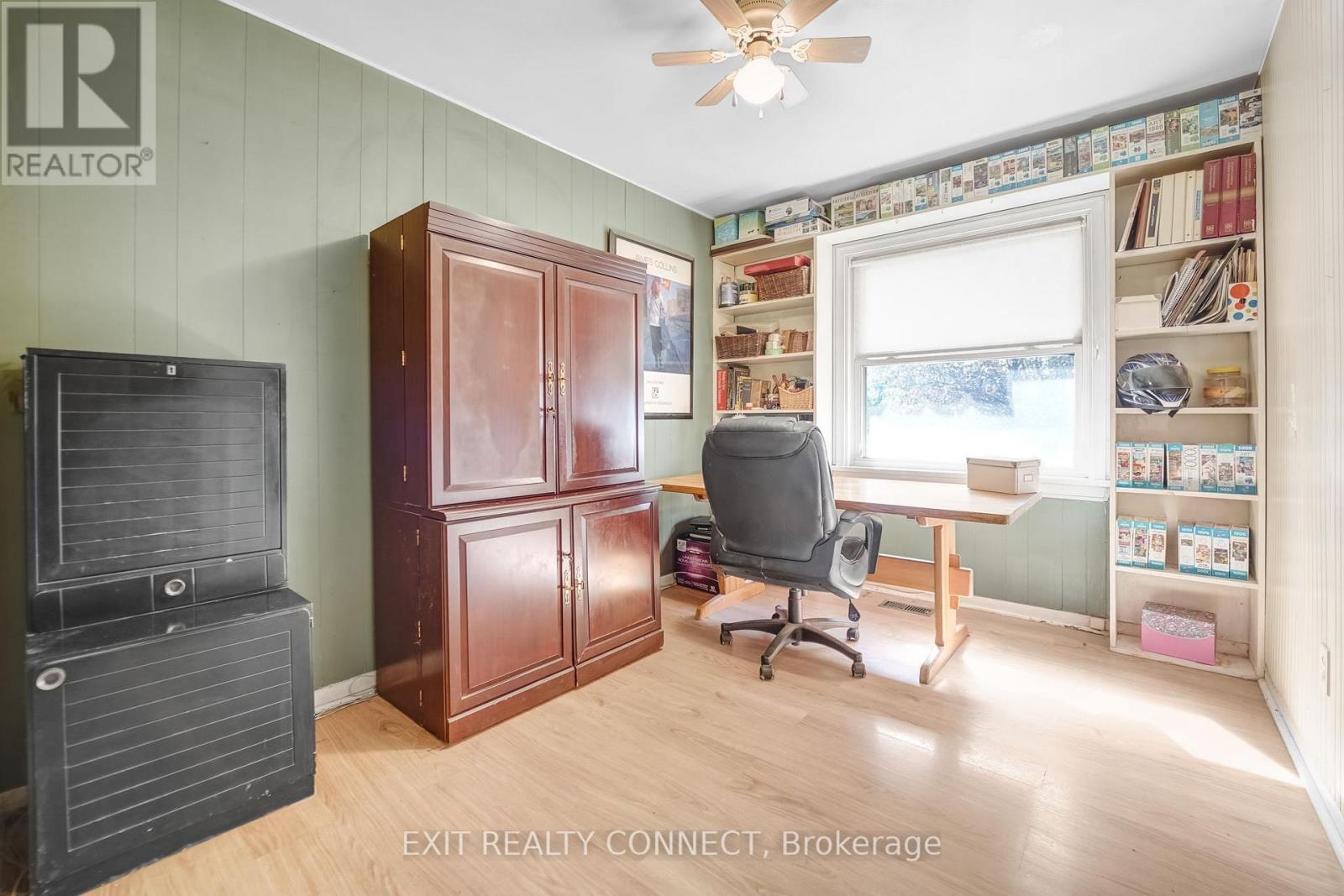 398 Third Line, Oakville, Ontario  L6L 4A5 - Photo 14 - W12438716