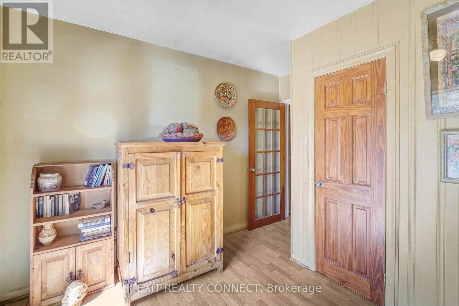 398 Third Line, Oakville, Ontario  L6L 4A5 - Photo 16 - W12438716