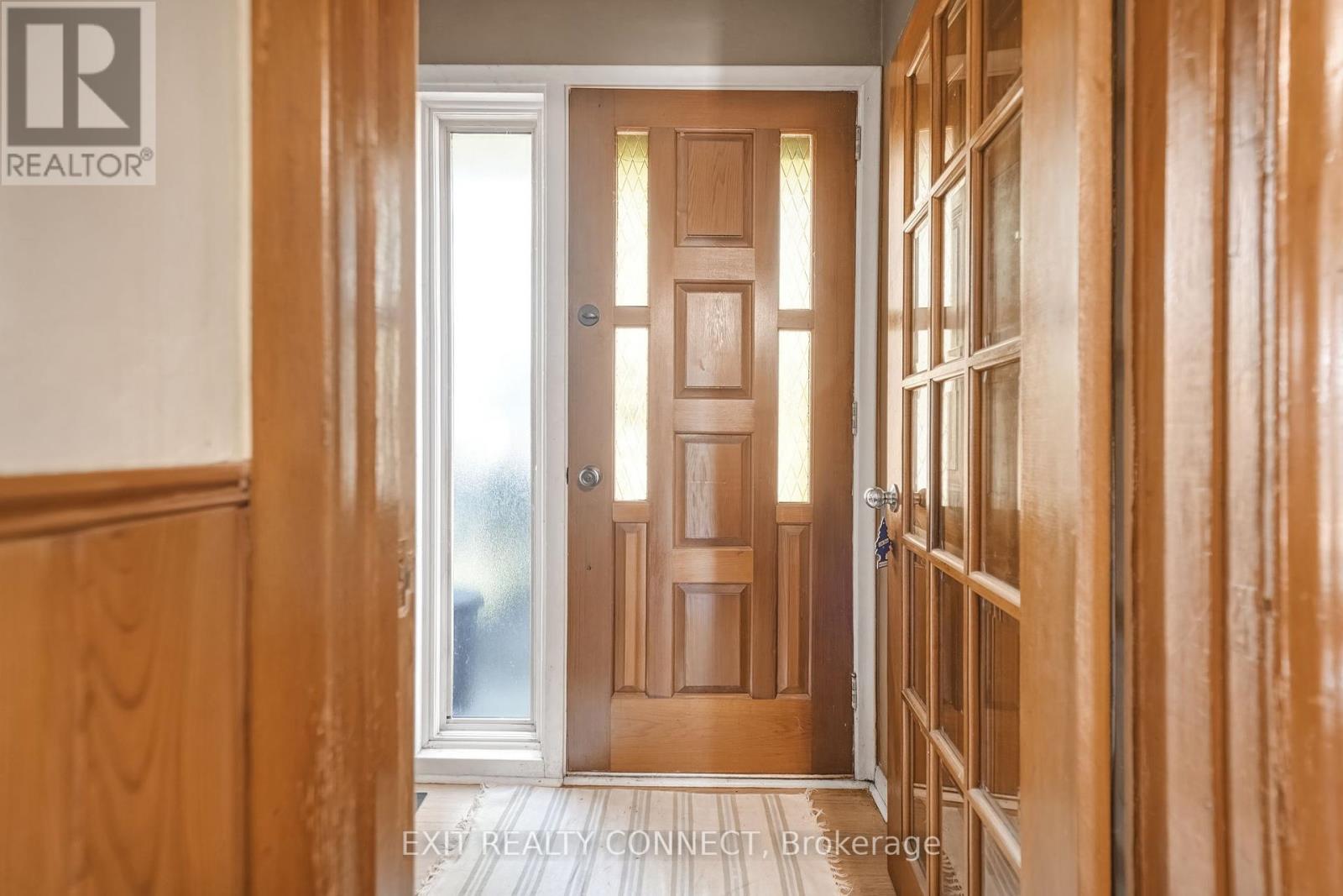 398 Third Line, Oakville, Ontario  L6L 4A5 - Photo 9 - W12438716