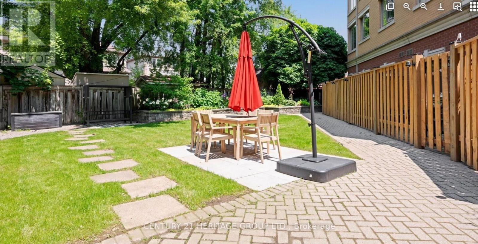 303 - 211 Randolph Road, Toronto, Ontario  M4G 4H1 - Photo 19 - C12437008
