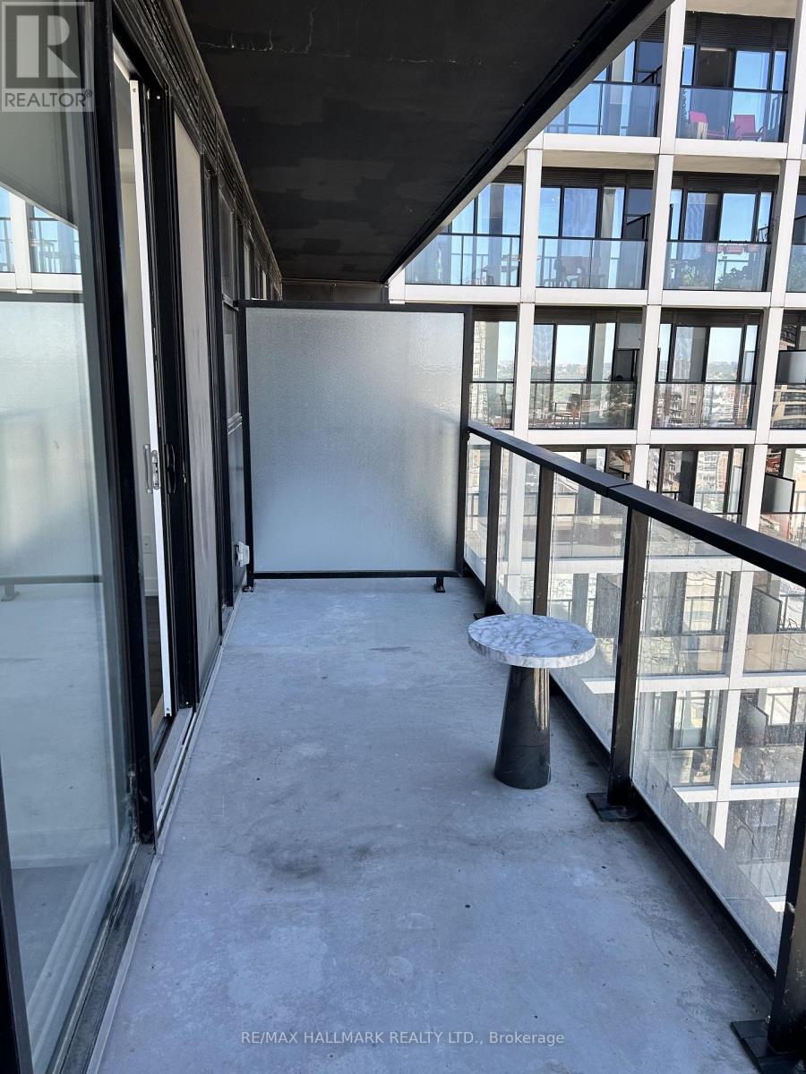2522 - 20 Edward Street, Toronto, Ontario  M5G 0C5 - Photo 17 - C12437961