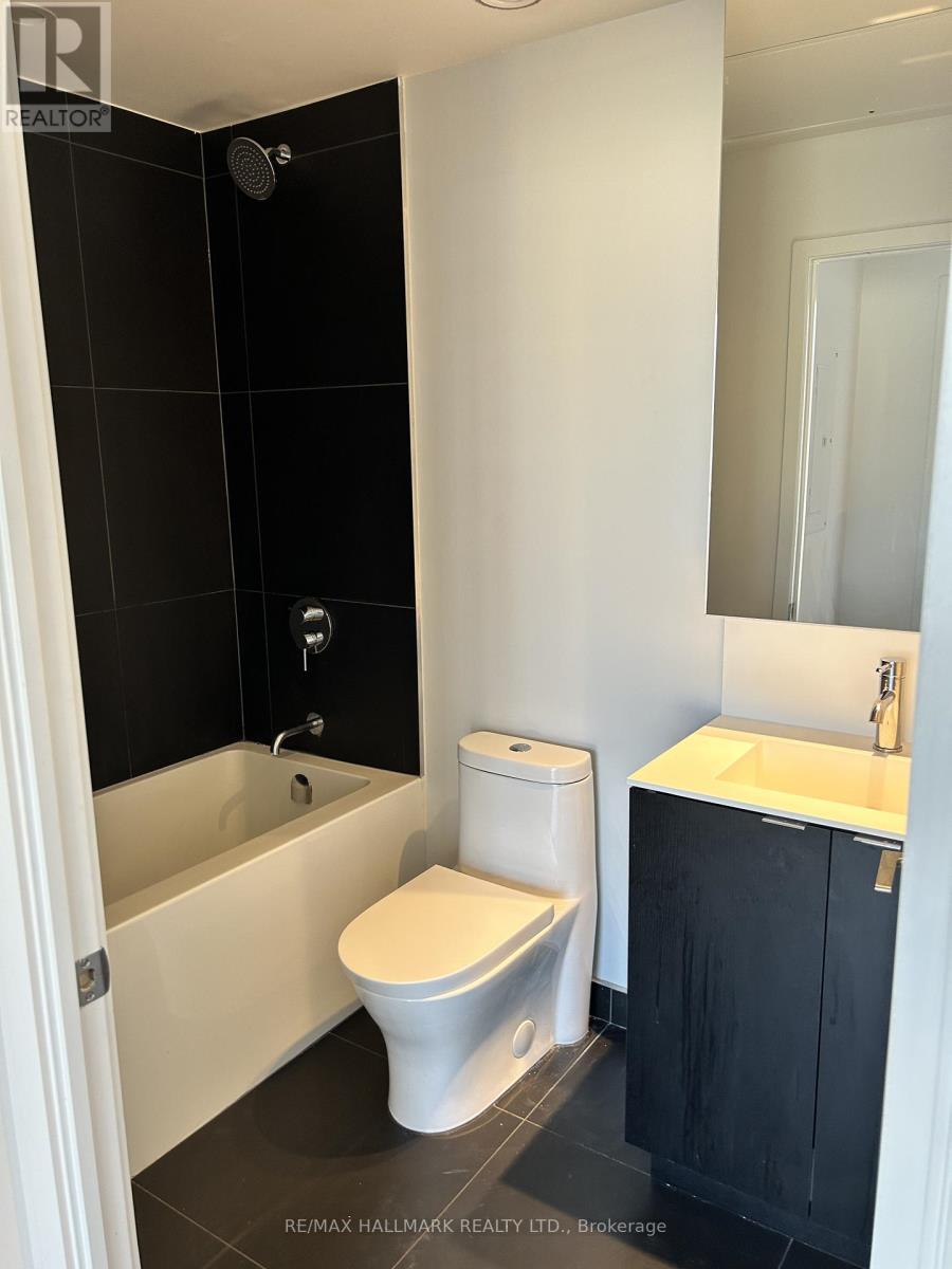 2522 - 20 Edward Street, Toronto, Ontario  M5G 0C5 - Photo 5 - C12437961
