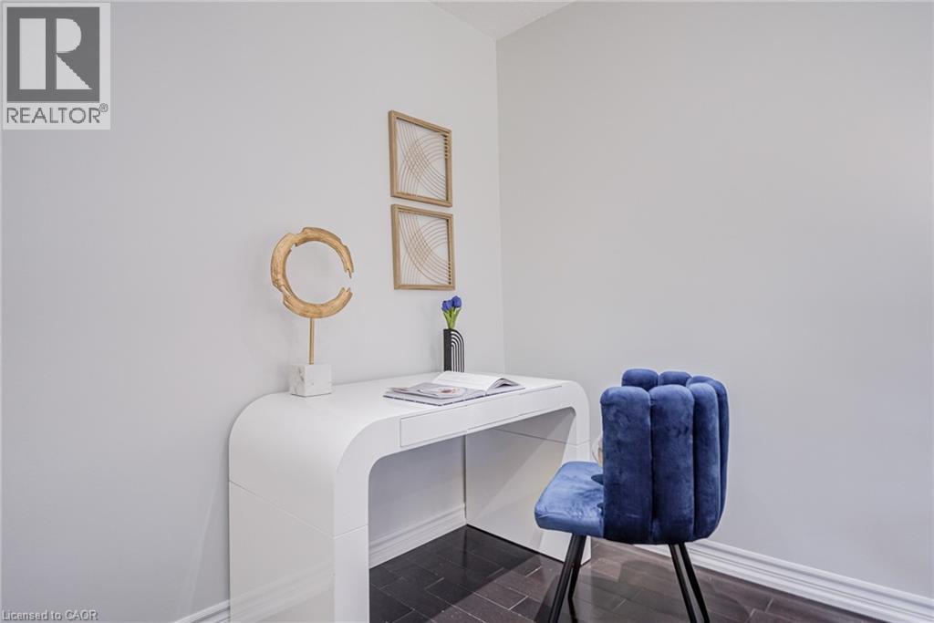 41 Mississauga Valley Boulevard Unit# 12, Mississauga, Ontario  L5A 3N5 - Photo 11 - 40775164