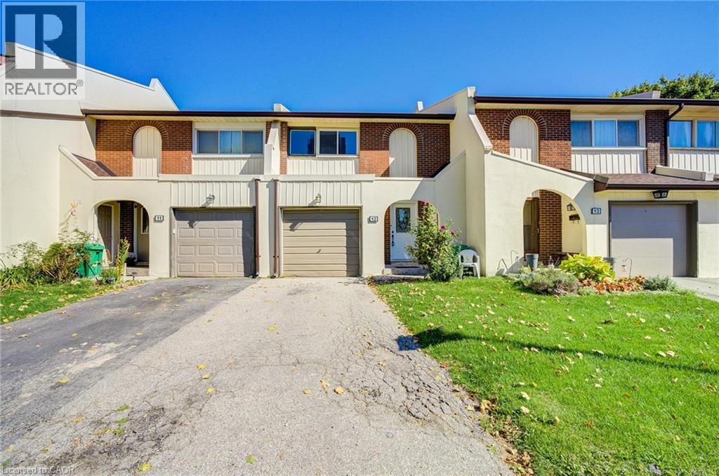 41 Mississauga Valley Boulevard Unit# 12, Mississauga, Ontario  L5A 3N5 - Photo 2 - 40775164