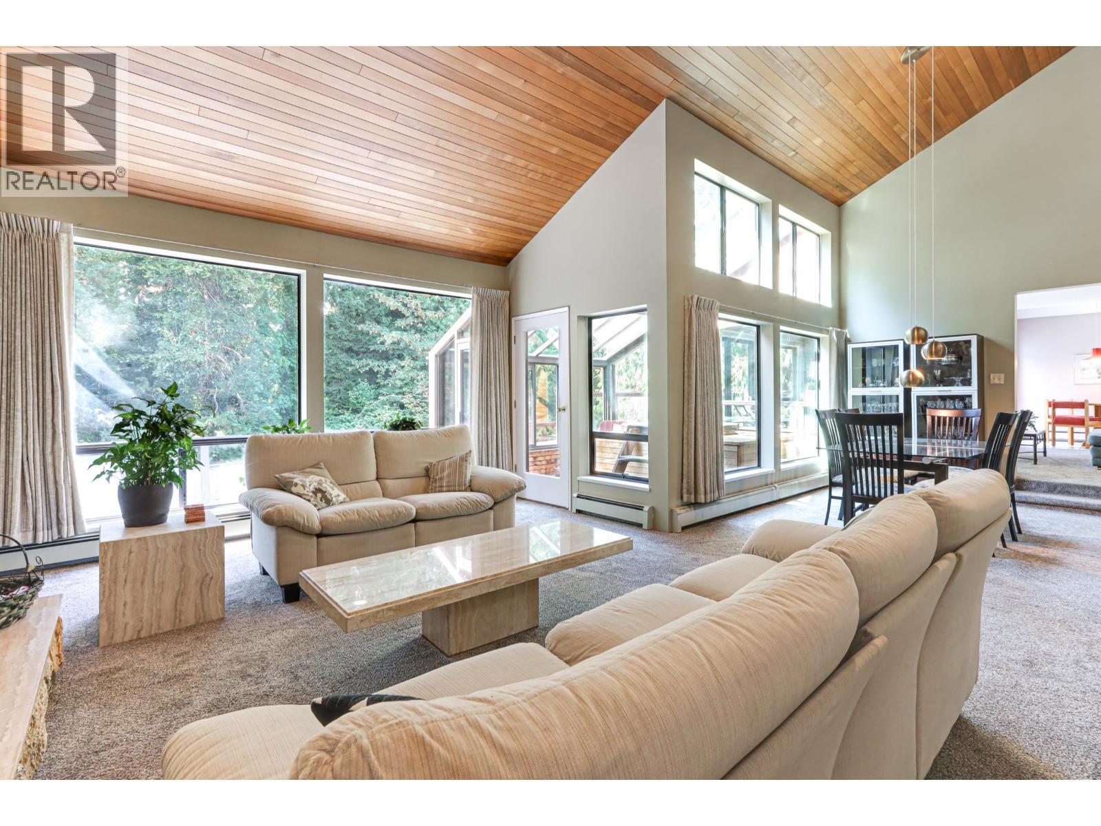 7873 Woodhurst Drive, Burnaby, British Columbia  V5A 4C4 - Photo 4 - R3054101