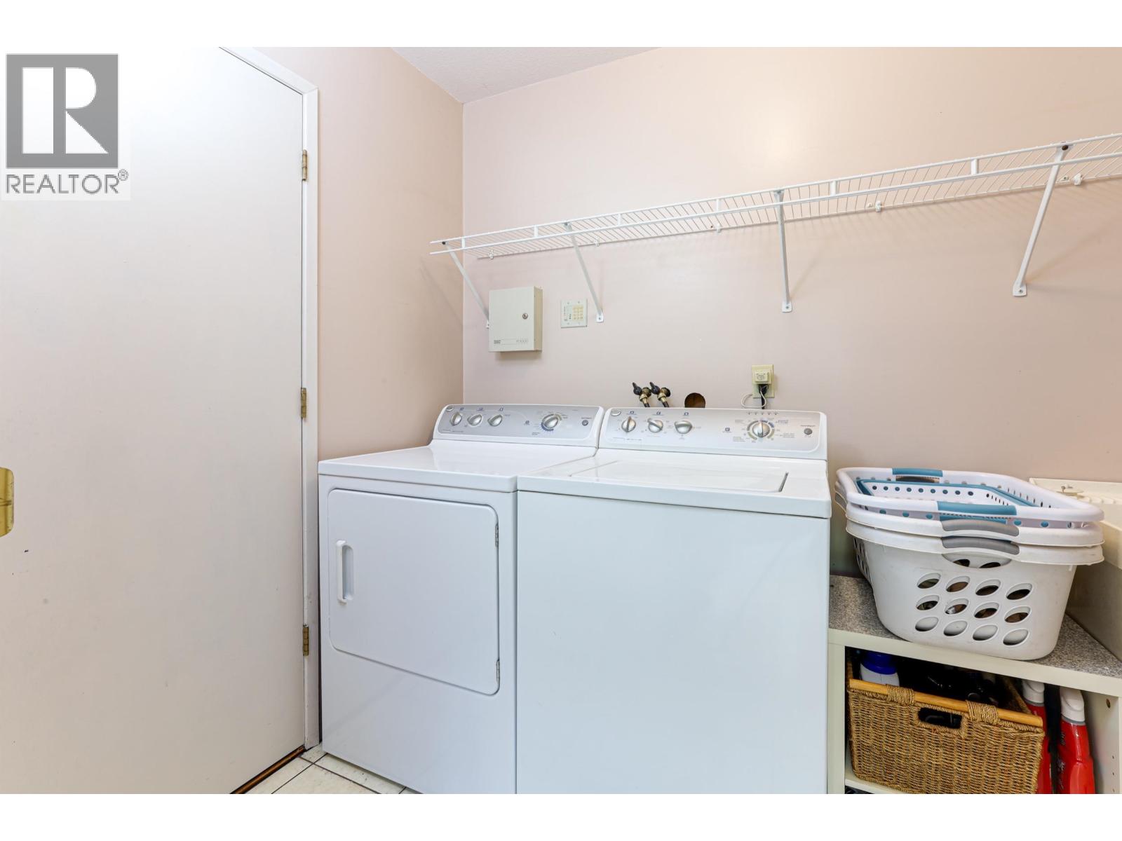7873 Woodhurst Drive, Burnaby, British Columbia  V5A 4C4 - Photo 21 - R3054101