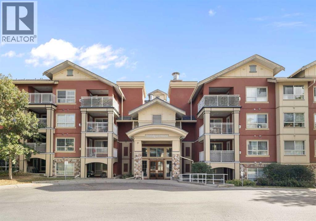 141, 22 Richard Place Sw, Calgary, Alberta  T3E 7N6 - Photo 1 - A2260240