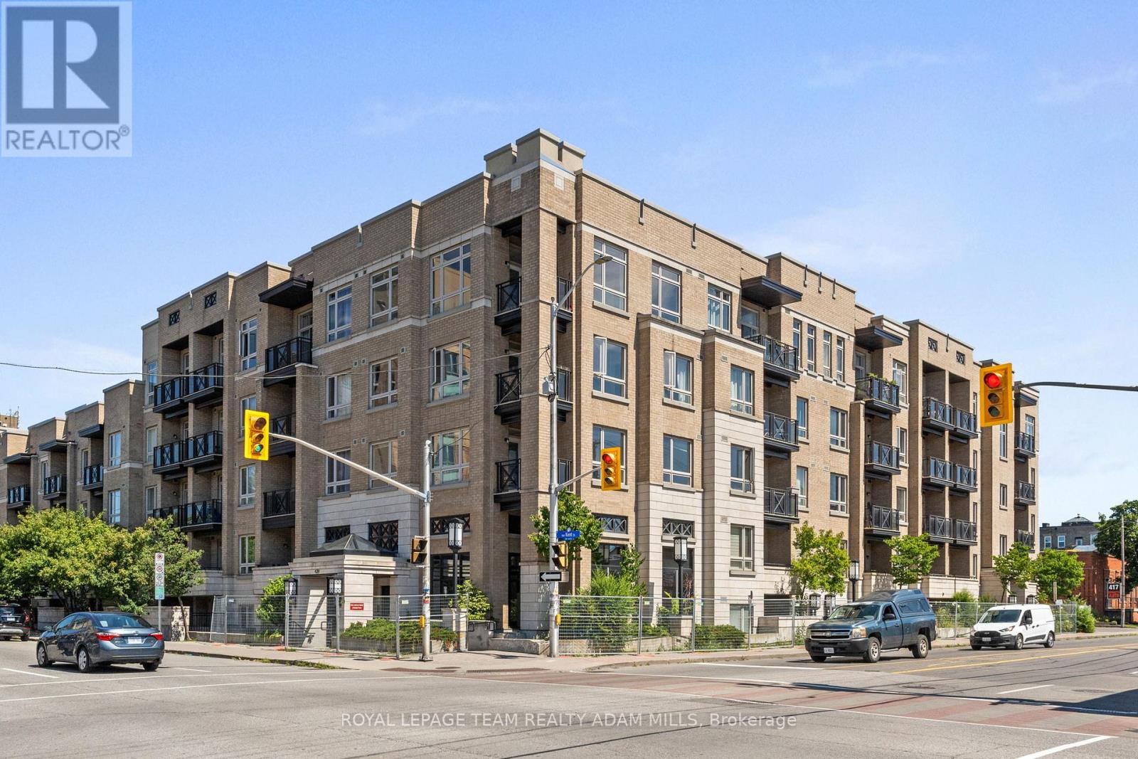 408 - 429 KENT STREET, Ottawa, Ontario