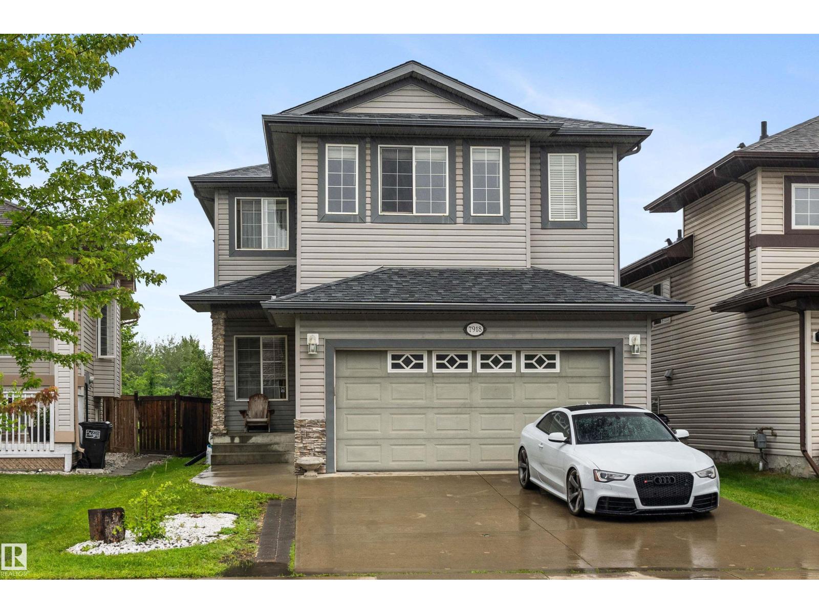 7918 7 Av Sw, Edmonton, Alberta  T6X 1N3 - Photo 3 - E4446780