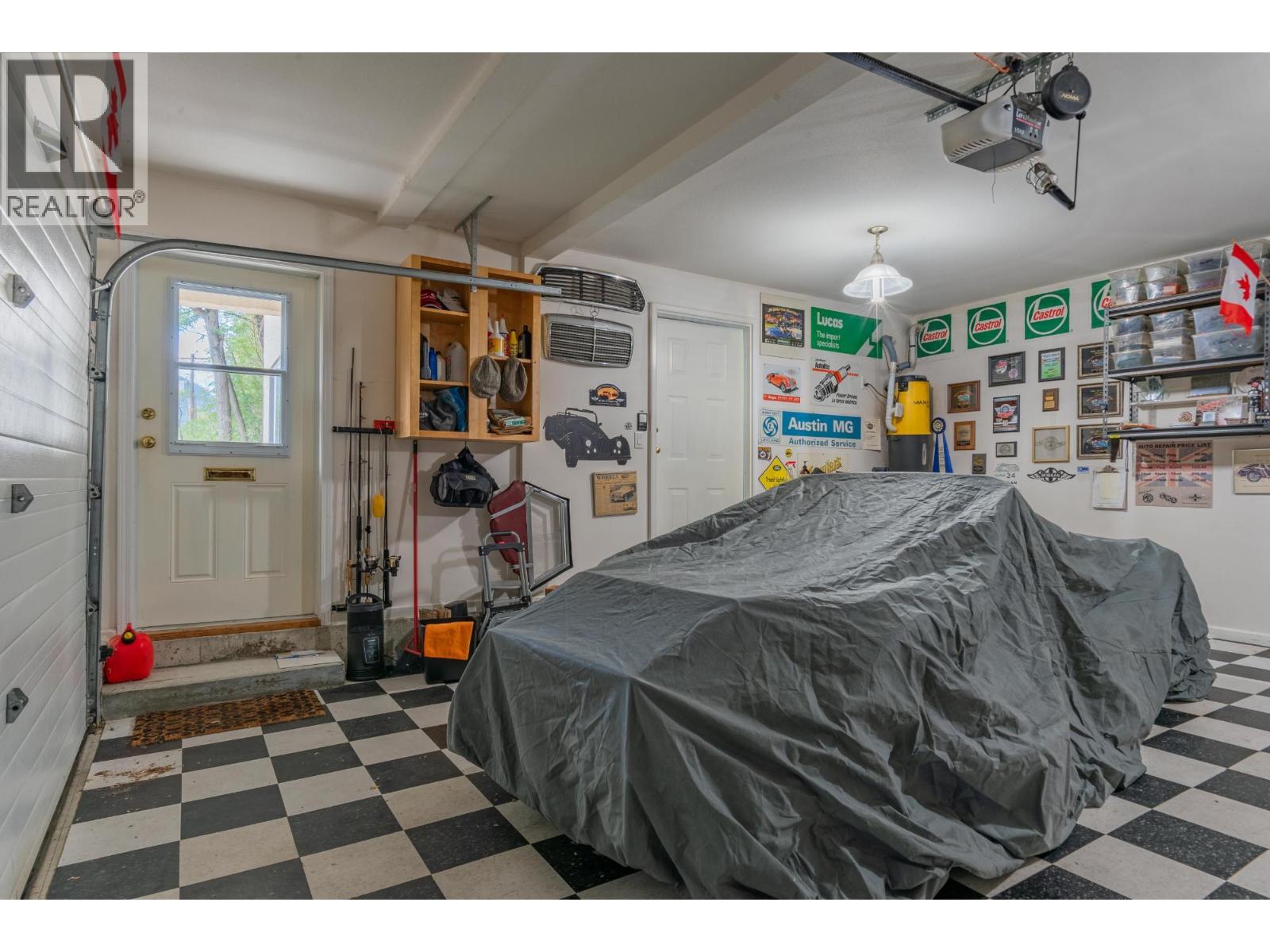 3301 Laburnum Drive, Trail, British Columbia  V1R 2S8 - Photo 42 - 10364707