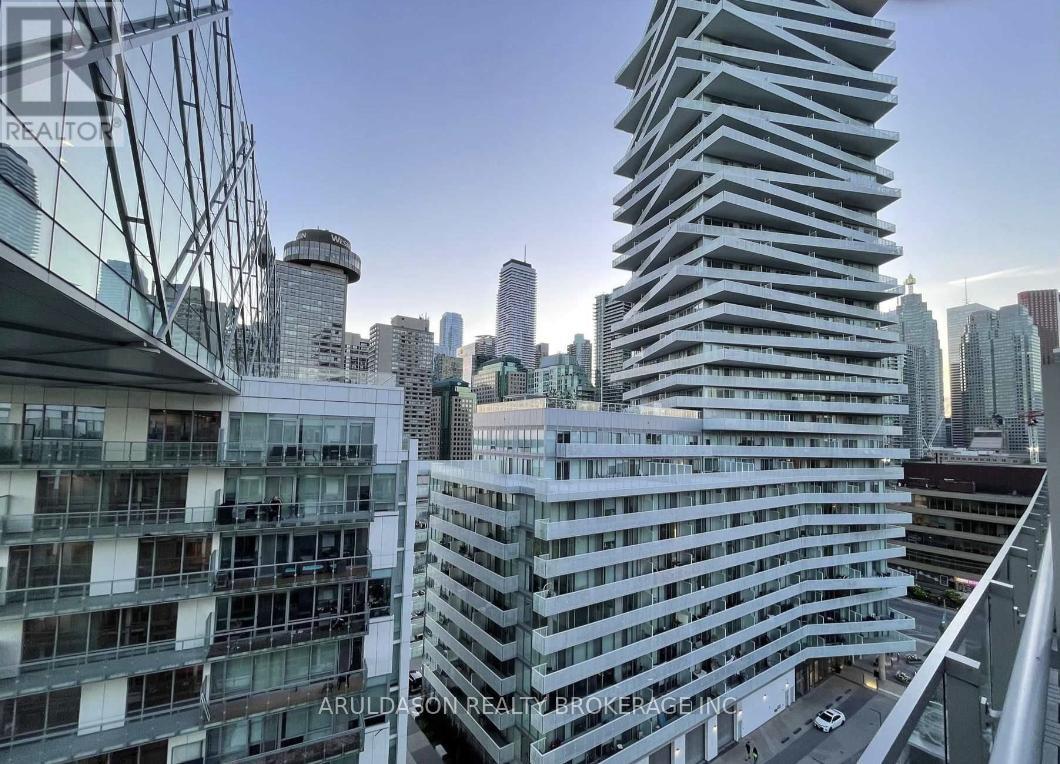1125 - 29 Queens Quay E, Toronto, Ontario  M5E 0A4 - Photo 13 - C12438780