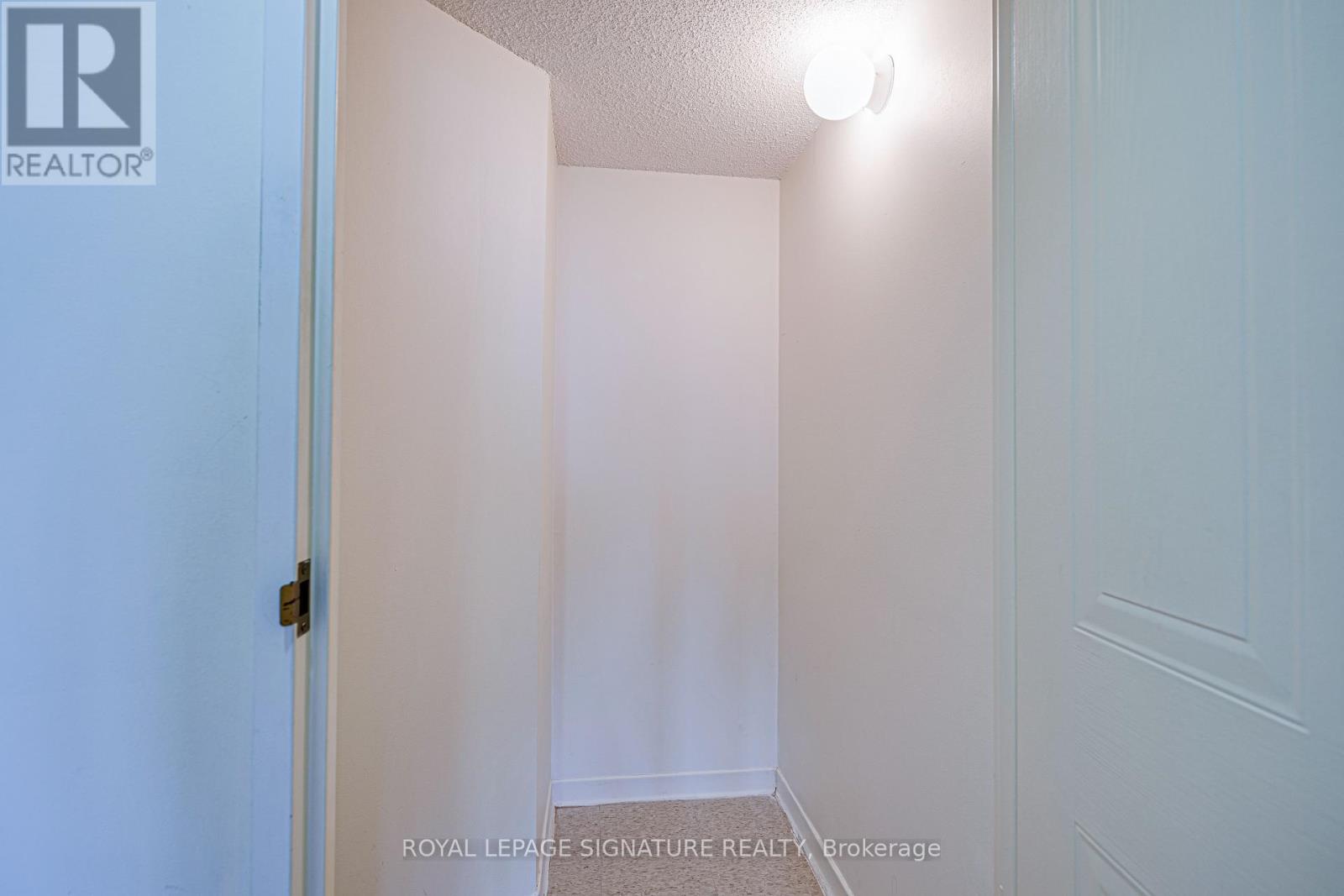 405 - 150 Alton Towers Circle, Toronto (Milliken), Ontario  M1V 4X7 - Photo 15 - E12438751