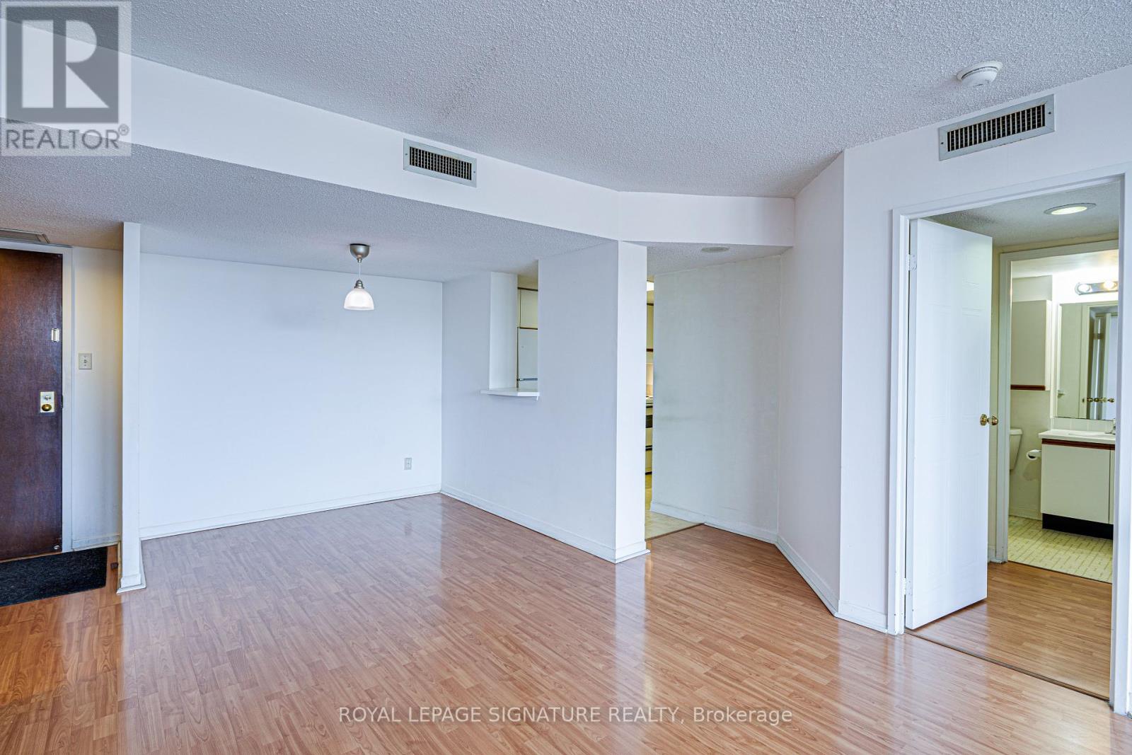 405 - 150 Alton Towers Circle, Toronto (Milliken), Ontario  M1V 4X7 - Photo 16 - E12438751