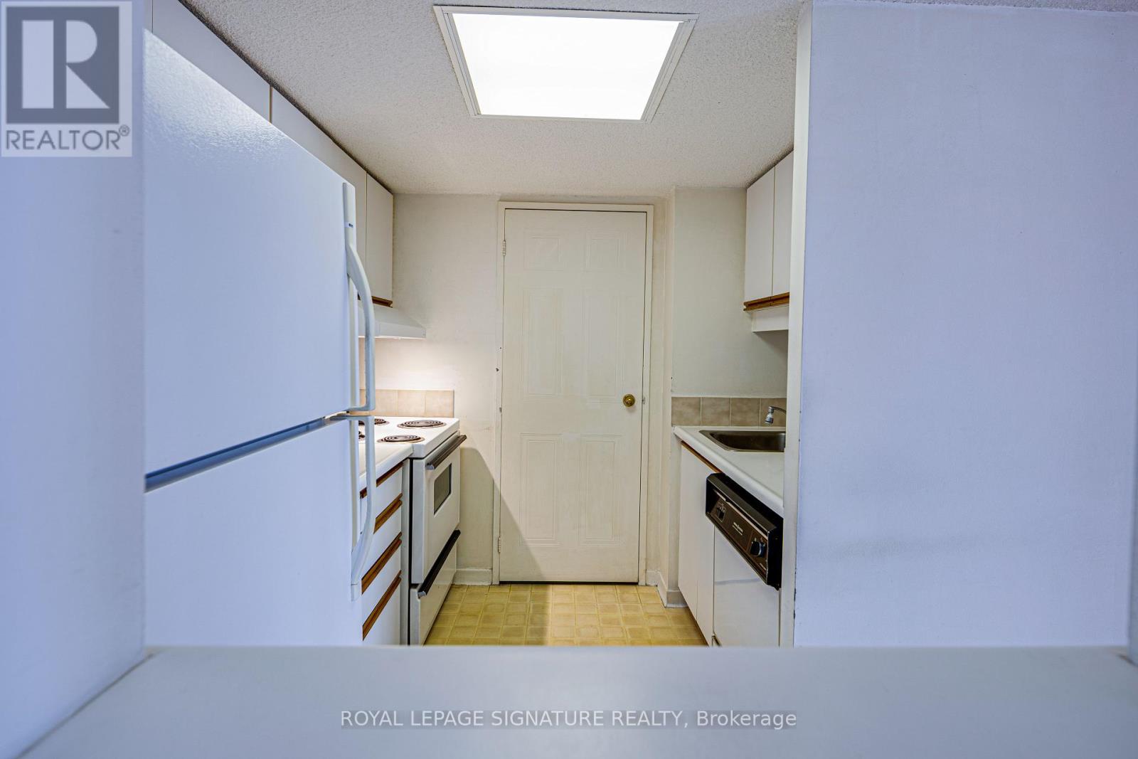 405 - 150 Alton Towers Circle, Toronto (Milliken), Ontario  M1V 4X7 - Photo 17 - E12438751