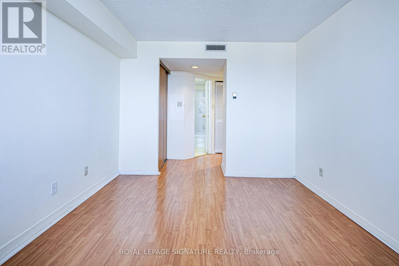 405 - 150 Alton Towers Circle, Toronto (Milliken), Ontario  M1V 4X7 - Photo 9 - E12438751