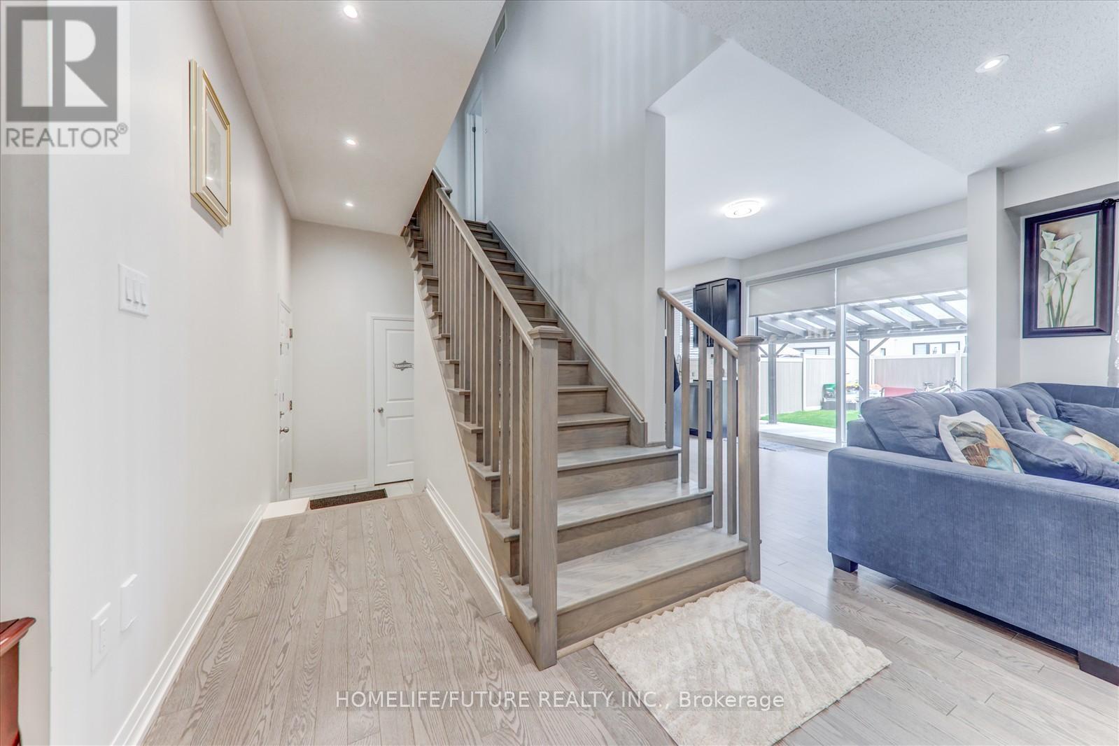 145 East Shore Drive, Clarington, Ontario  L1C 1Z8 - Photo 10 - E12438759