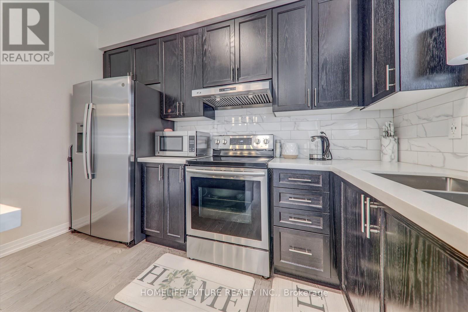 145 East Shore Drive, Clarington, Ontario  L1C 1Z8 - Photo 14 - E12438759