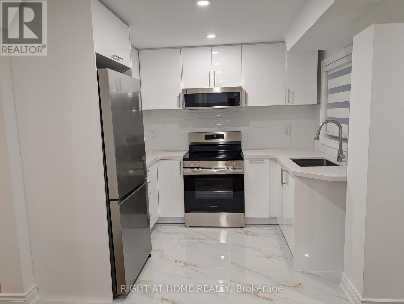 Unit 1 - 251 Meadow Road, Whitby, Ontario  L1N 3K1 - Photo 10 - E12438773