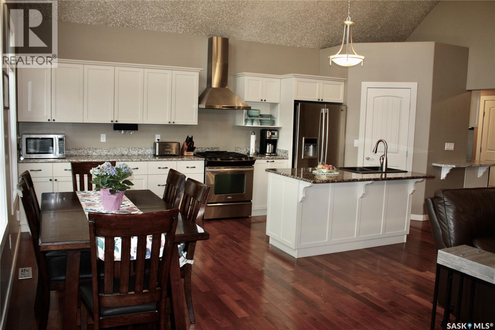 212 Jura Street, Colonsay, Saskatchewan  S0K 0Z0 - Photo 4 - SK019844