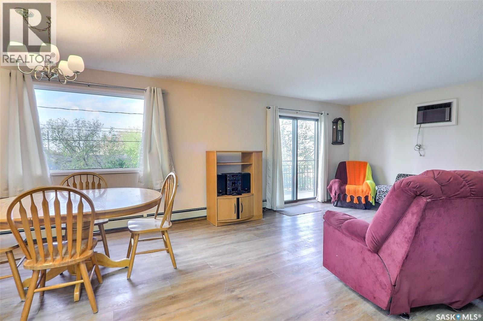 102 54 19th Street E, Prince Albert, Saskatchewan  S6V 1J2 - Photo 5 - SK019836