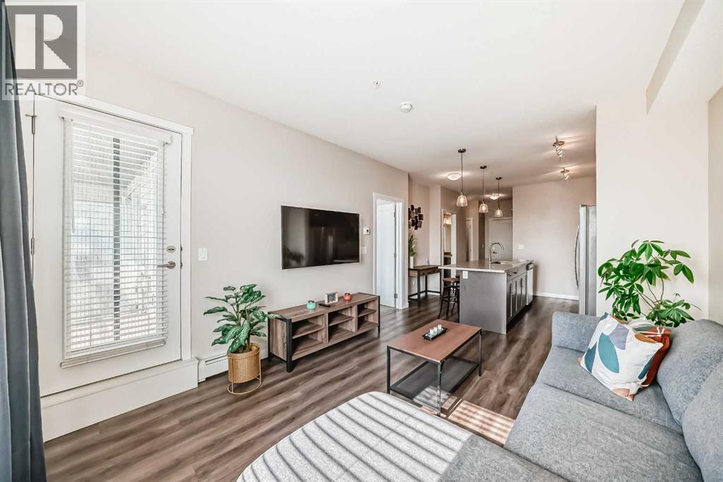209, 30 Shawnee Common Sw, Calgary, Alberta  T2Y 0T1 - Photo 27 - A2253528