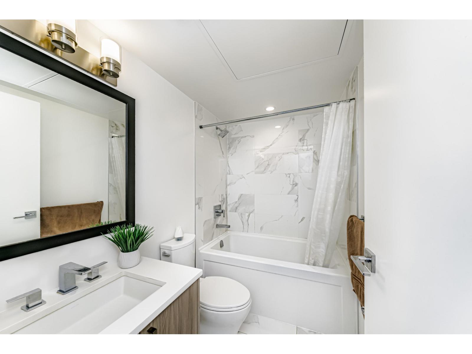 2809 13350 Central Avenue, Surrey, British Columbia  V3T 0S1 - Photo 6 - R3054286