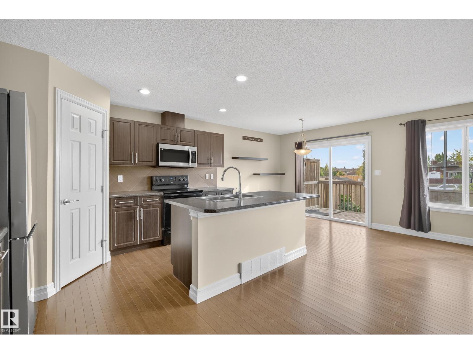 12207 167a Av Nw, Edmonton, Alberta  T5X 0G4 - Photo 7 - E4460321