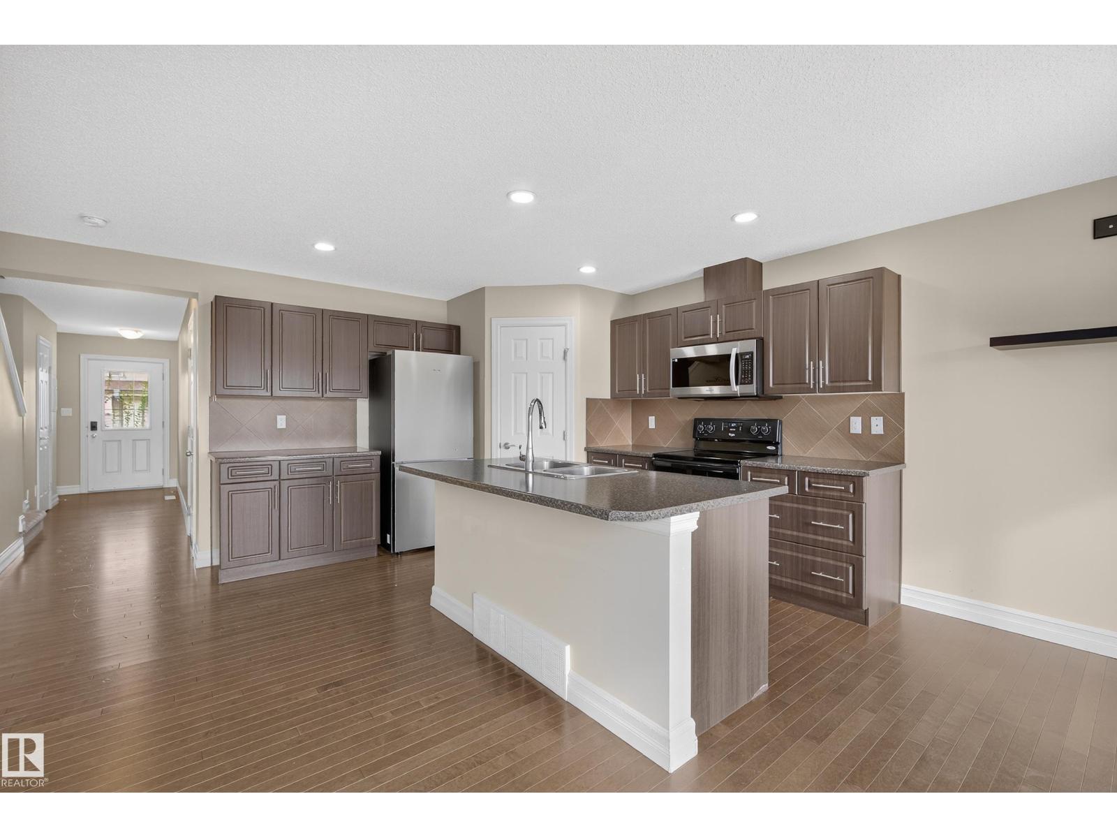 12207 167a Av Nw, Edmonton, Alberta  T5X 0G4 - Photo 8 - E4460321