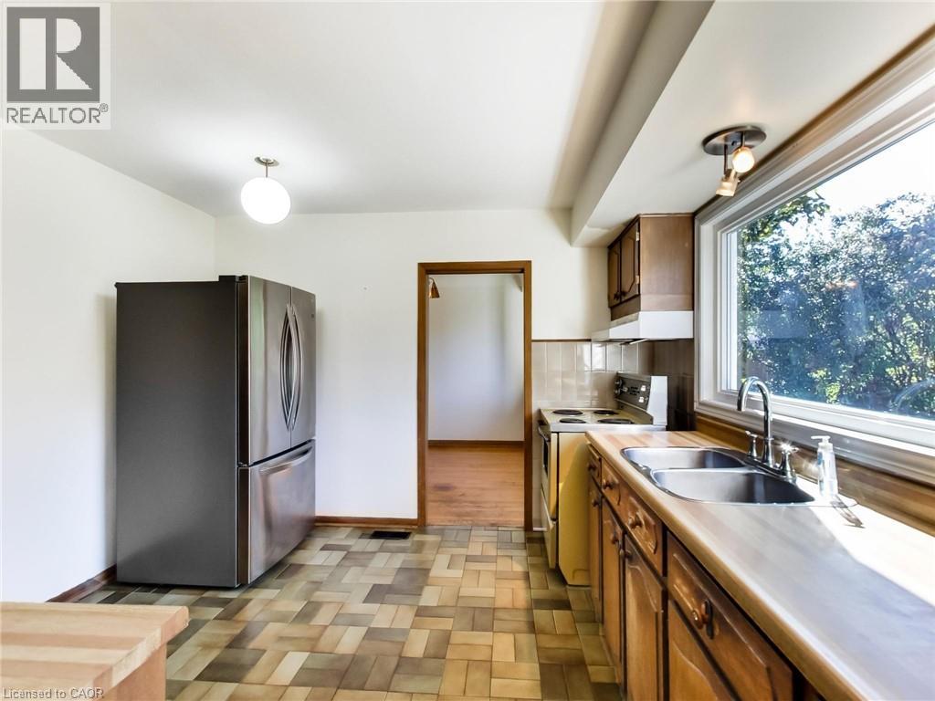 558 Parkside Crescent, Burlington, Ontario  L7L 4G9 - Photo 21 - 40774974