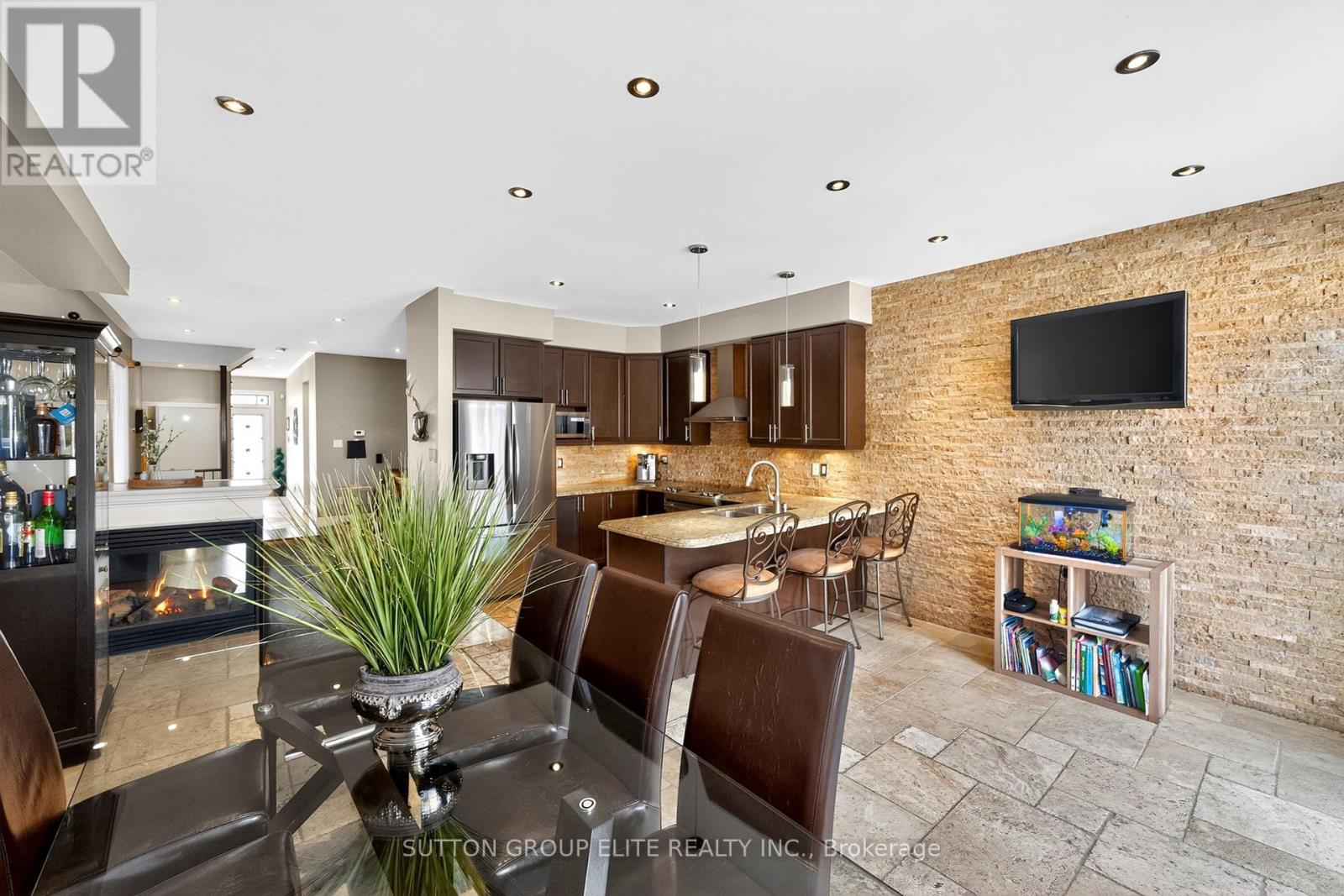 4307 Trail Blazer Way, Mississauga, Ontario  L5R 0A9 - Photo 12 - W12438755