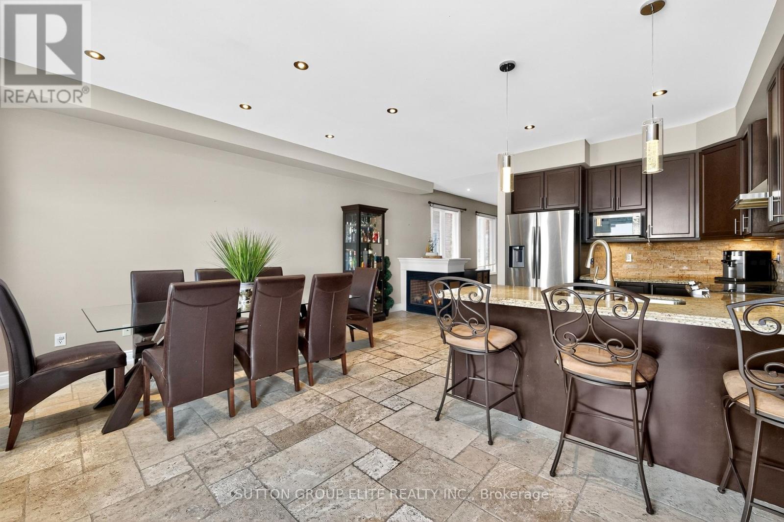 4307 Trail Blazer Way, Mississauga, Ontario  L5R 0A9 - Photo 14 - W12438755