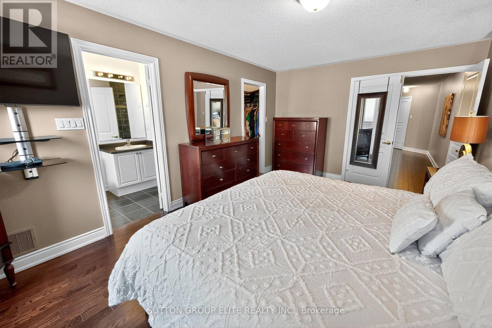 4307 Trail Blazer Way, Mississauga, Ontario  L5R 0A9 - Photo 24 - W12438755