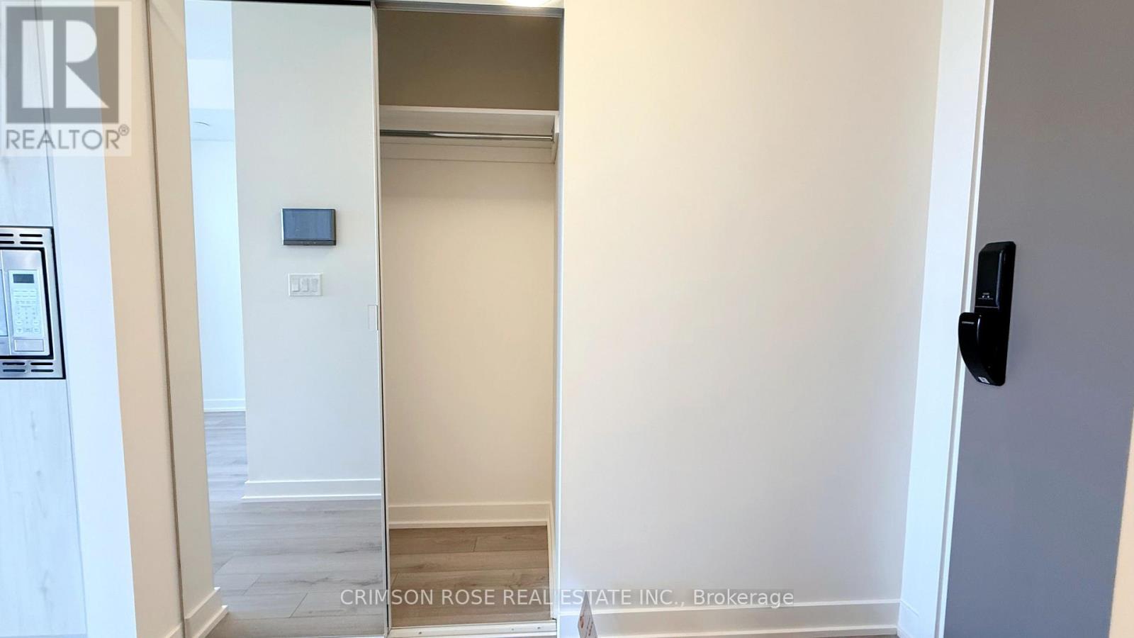 1904 - 3079 Trafalgar Road, Oakville, Ontario  L6H 8C5 - Photo 7 - W12438761