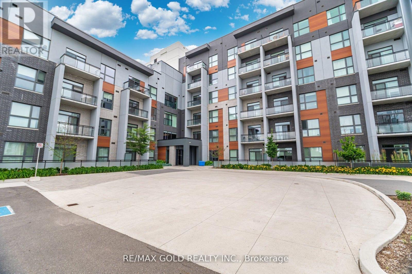 202 - 95 Dundas Street, Oakville, Ontario  L6M 5N4 - Photo 21 - W12438764