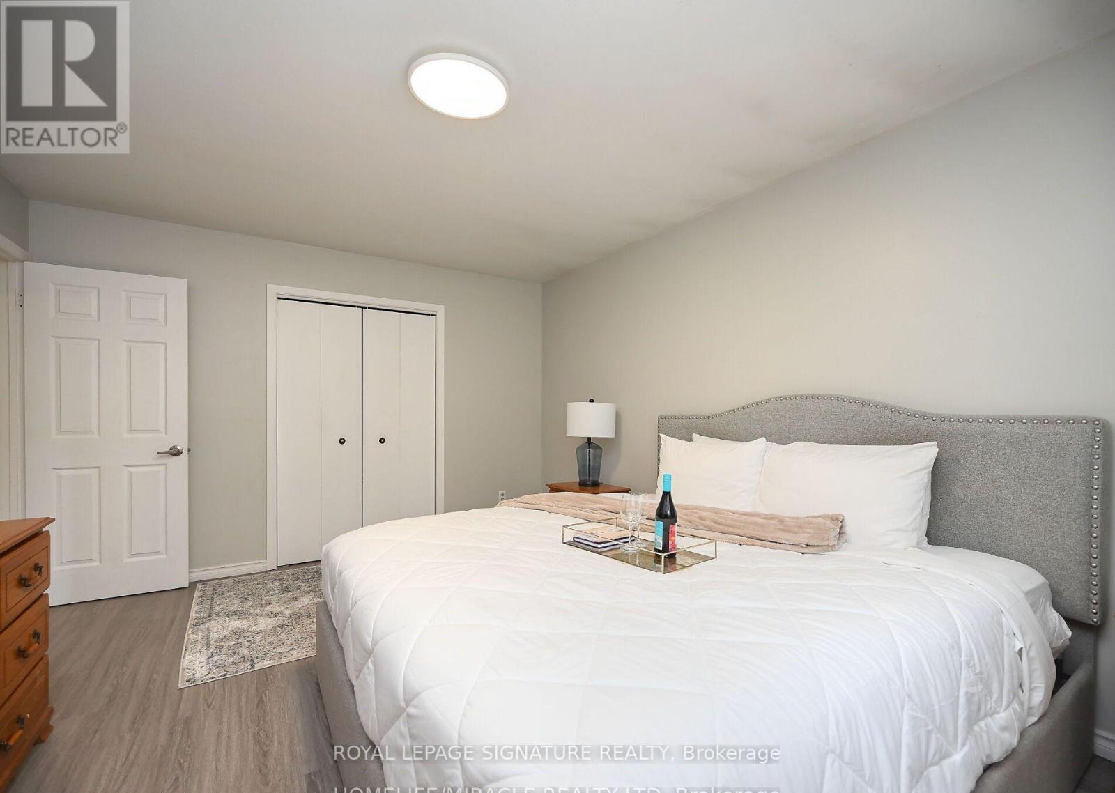 4 Royal Salisbury Way, Brampton, Ontario  L6V 3J6 - Photo 13 - W12438765