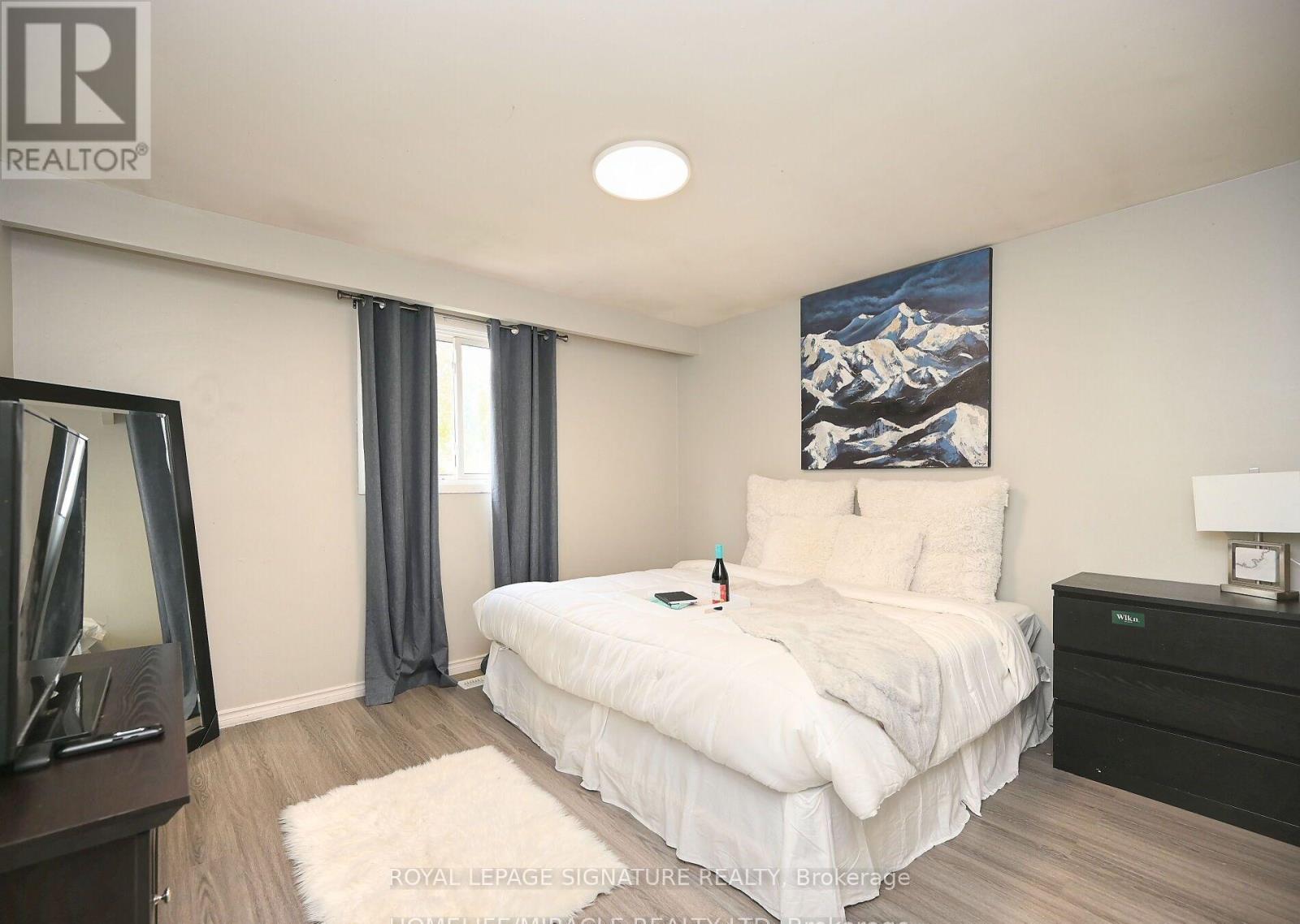 4 Royal Salisbury Way, Brampton, Ontario  L6V 3J6 - Photo 15 - W12438765
