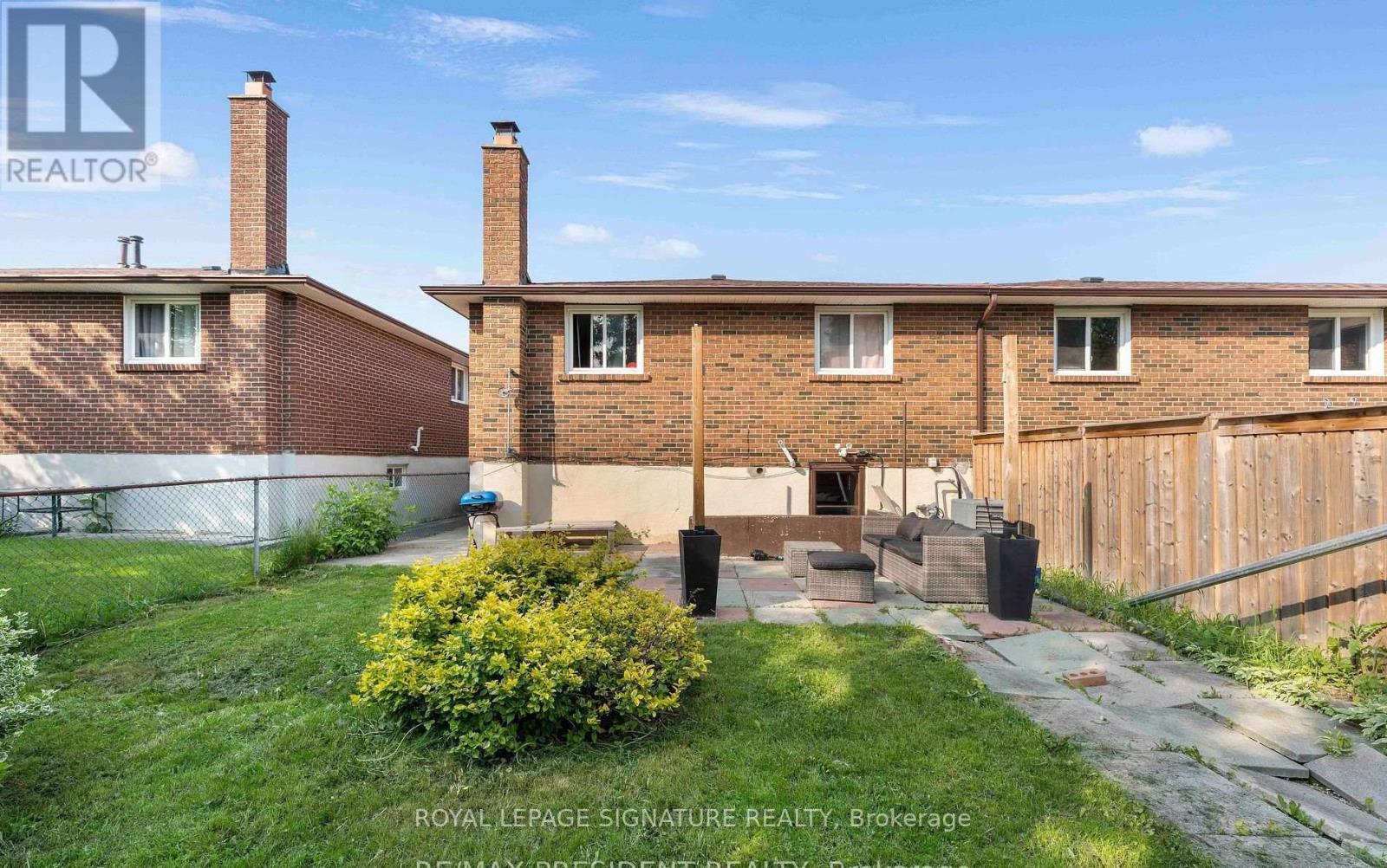 4 Royal Salisbury Way, Brampton, Ontario  L6V 3J6 - Photo 22 - W12438765