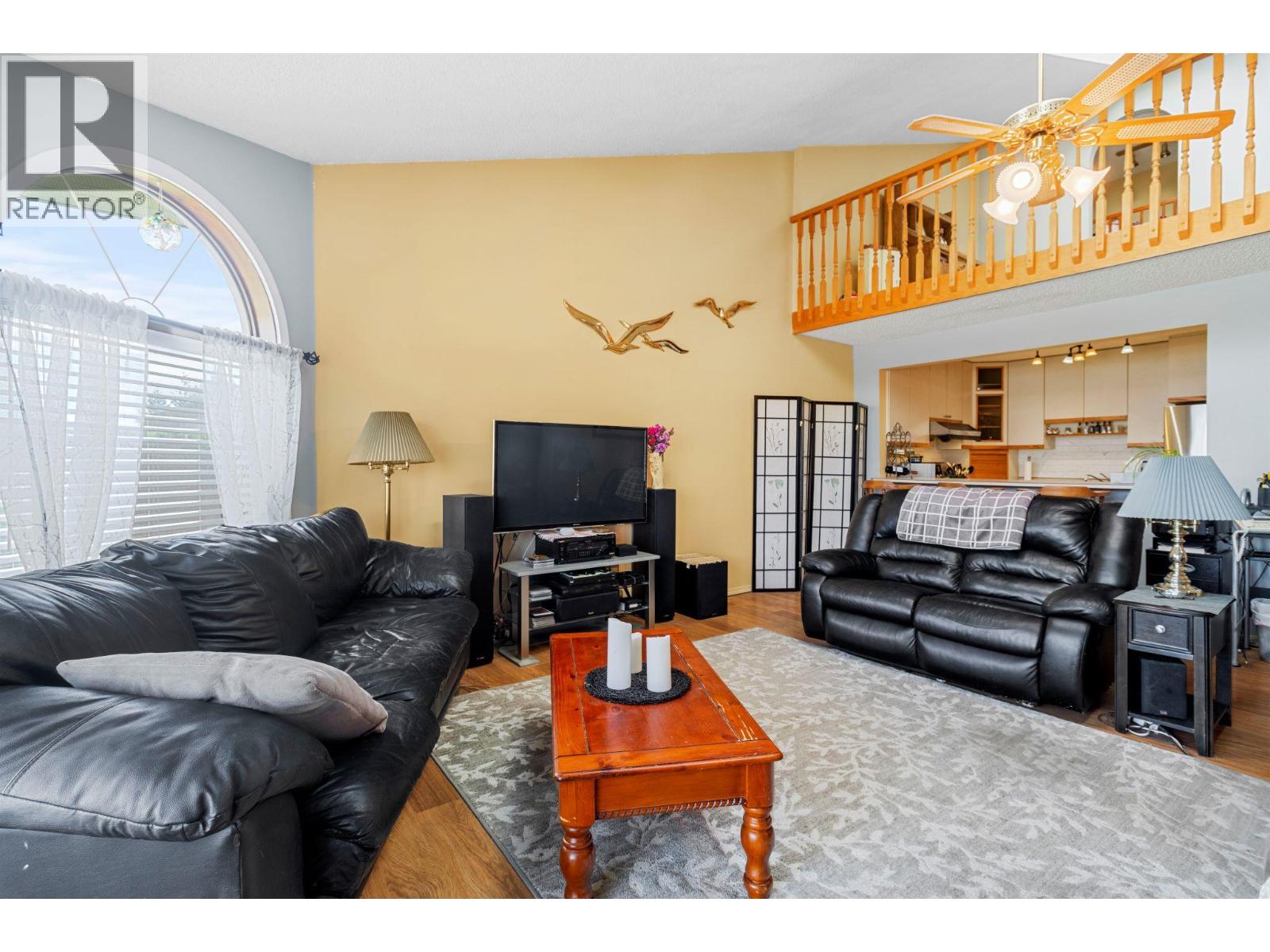 1215 Notch Hill Road Unit# 7, Sorrento, British Columbia