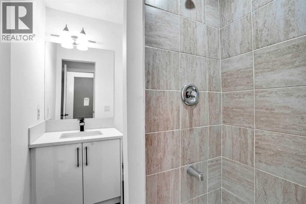 343 Falshire Drive Ne, Calgary, Alberta  t3j 1t8 - Photo 10 - A2233775