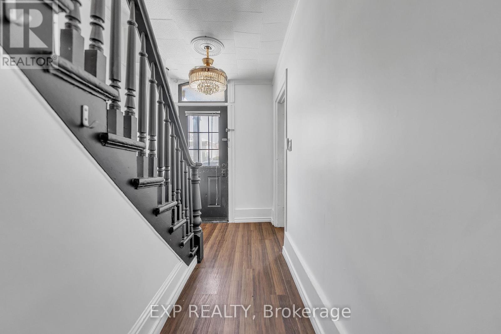 130 John Street S, Belleville, Ontario  K8N 5J8 - Photo 5 - X12438782