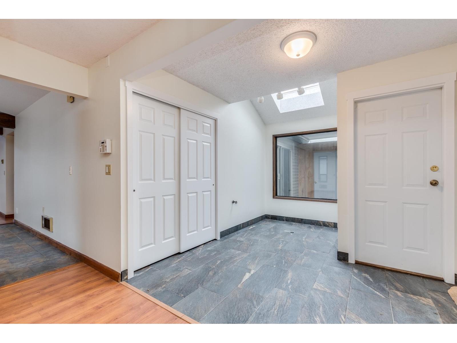 11734 Alderwood Crescent, Delta, British Columbia  V4E 3E6 - Photo 5 - R3054227