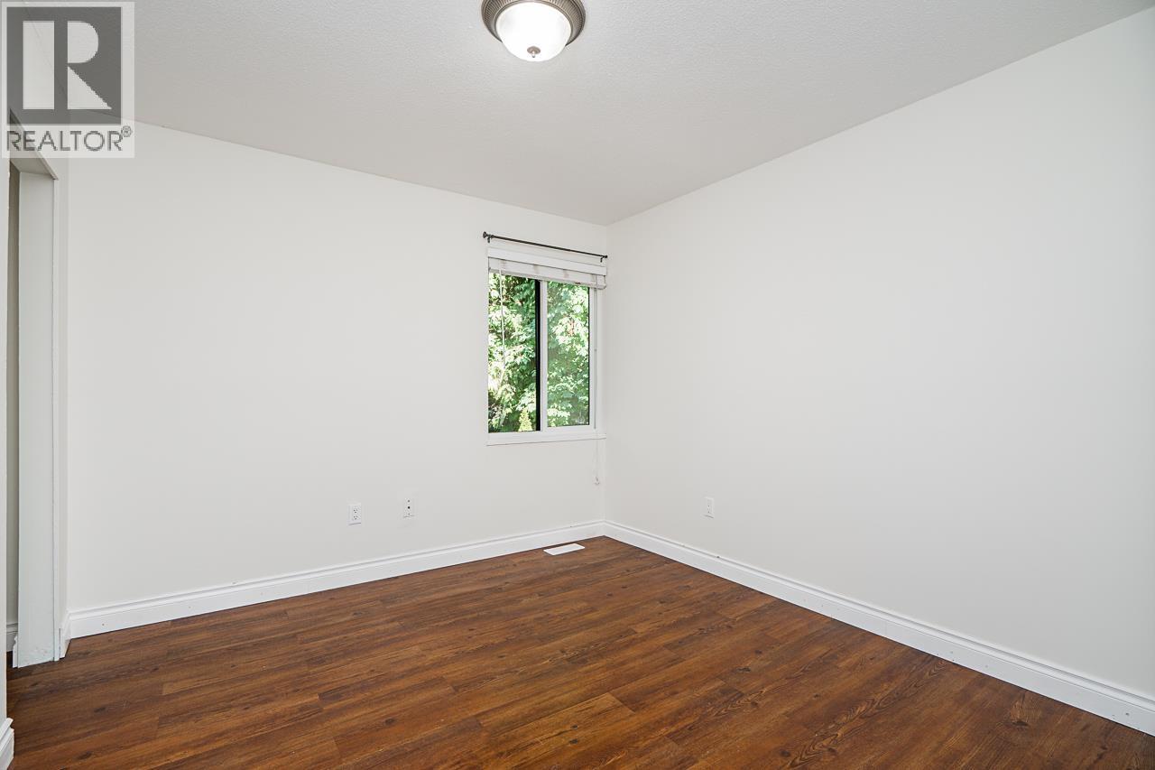 8561 Flowering Place, Burnaby, British Columbia  V5A 4B4 - Photo 31 - R3052632