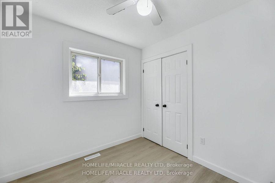 291 Portsmouth Crescent E, London East, Ontario  N5V 4E1 - Photo 13 - X12438729