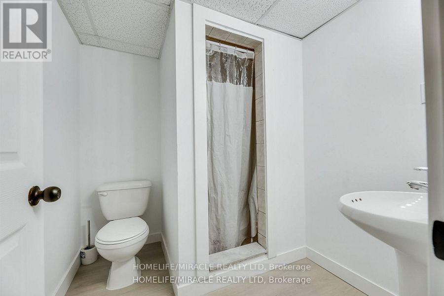 291 Portsmouth Crescent E, London East, Ontario  N5V 4E1 - Photo 25 - X12438729