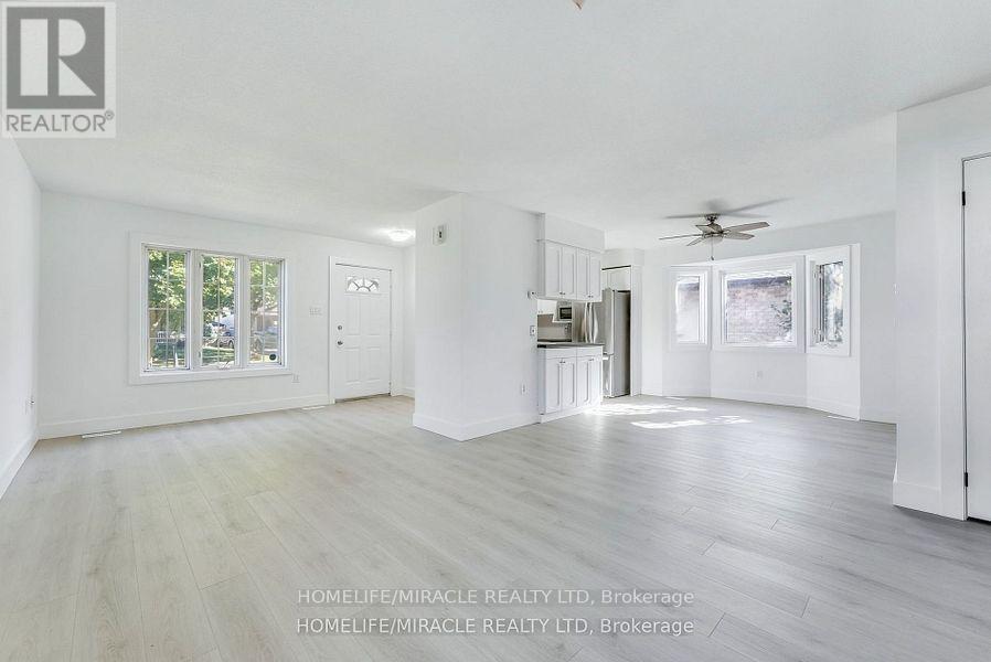 291 Portsmouth Crescent E, London East, Ontario  N5V 4E1 - Photo 3 - X12438729