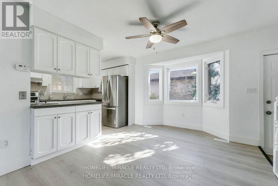 291 Portsmouth Crescent E, London East, Ontario  N5V 4E1 - Photo 9 - X12438729