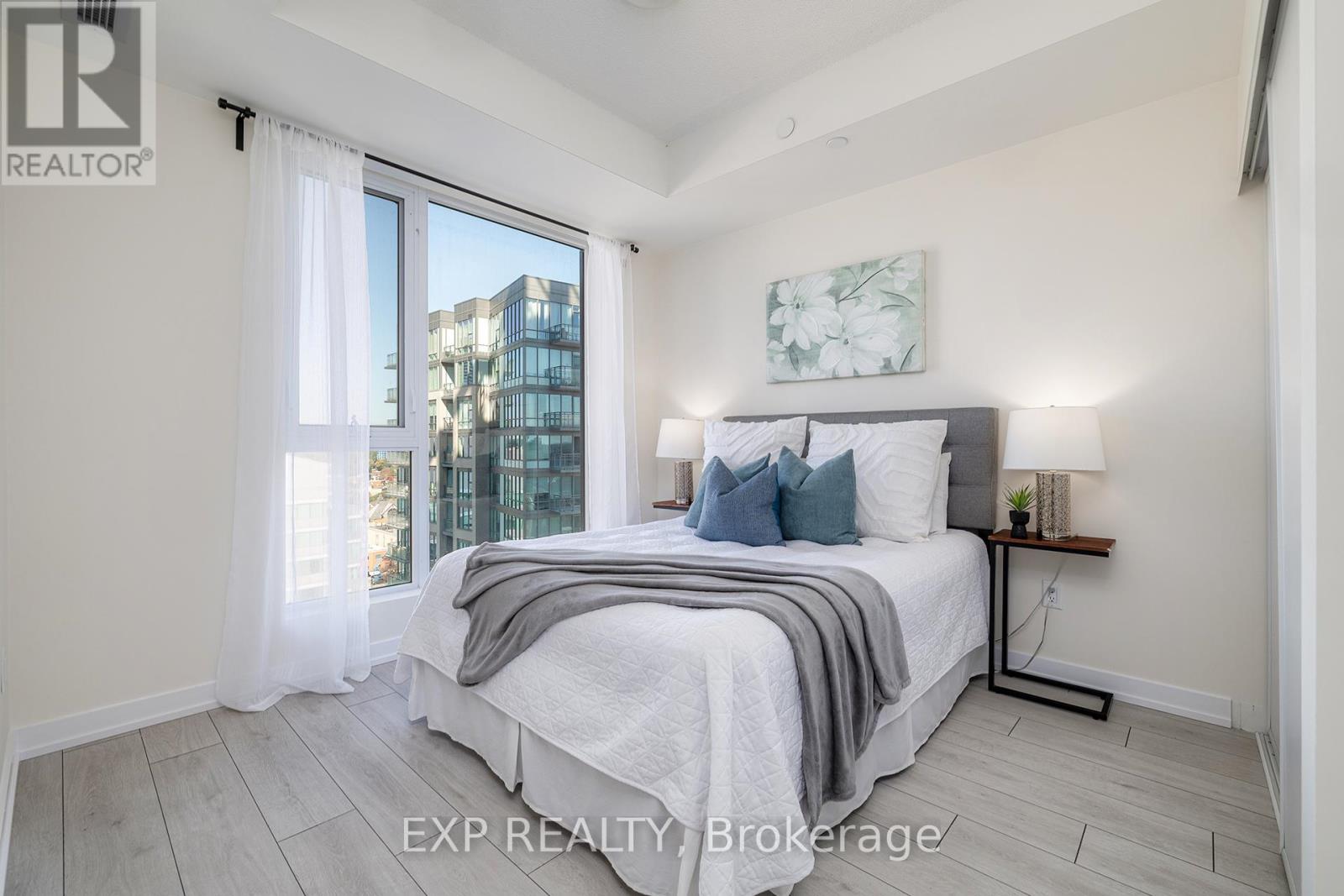 1401 - 55 Duke Street W, Kitchener, Ontario  N2G 1A6 - Photo 12 - X12438741