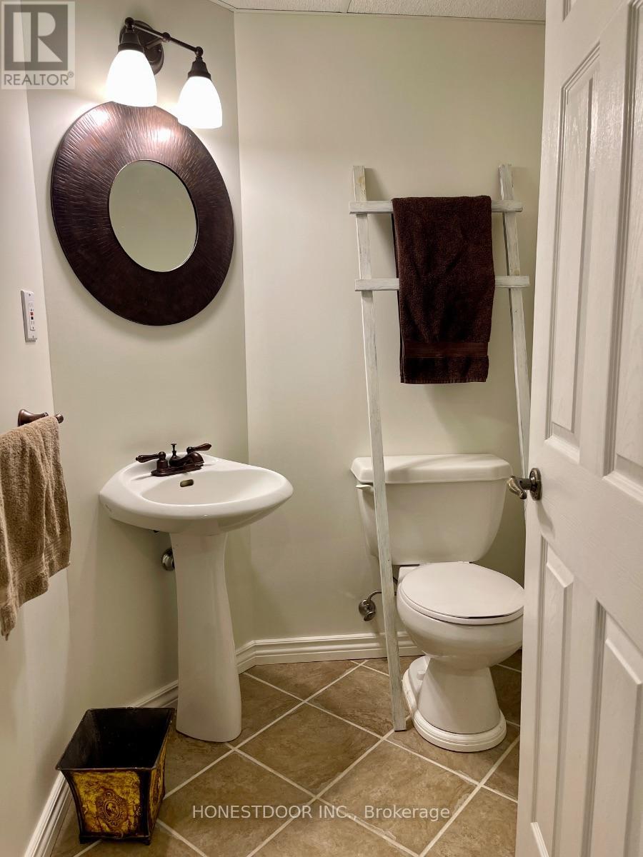 214 North Street, Thames Centre, Ontario  N0L 1G3 - Photo 18 - X12438750