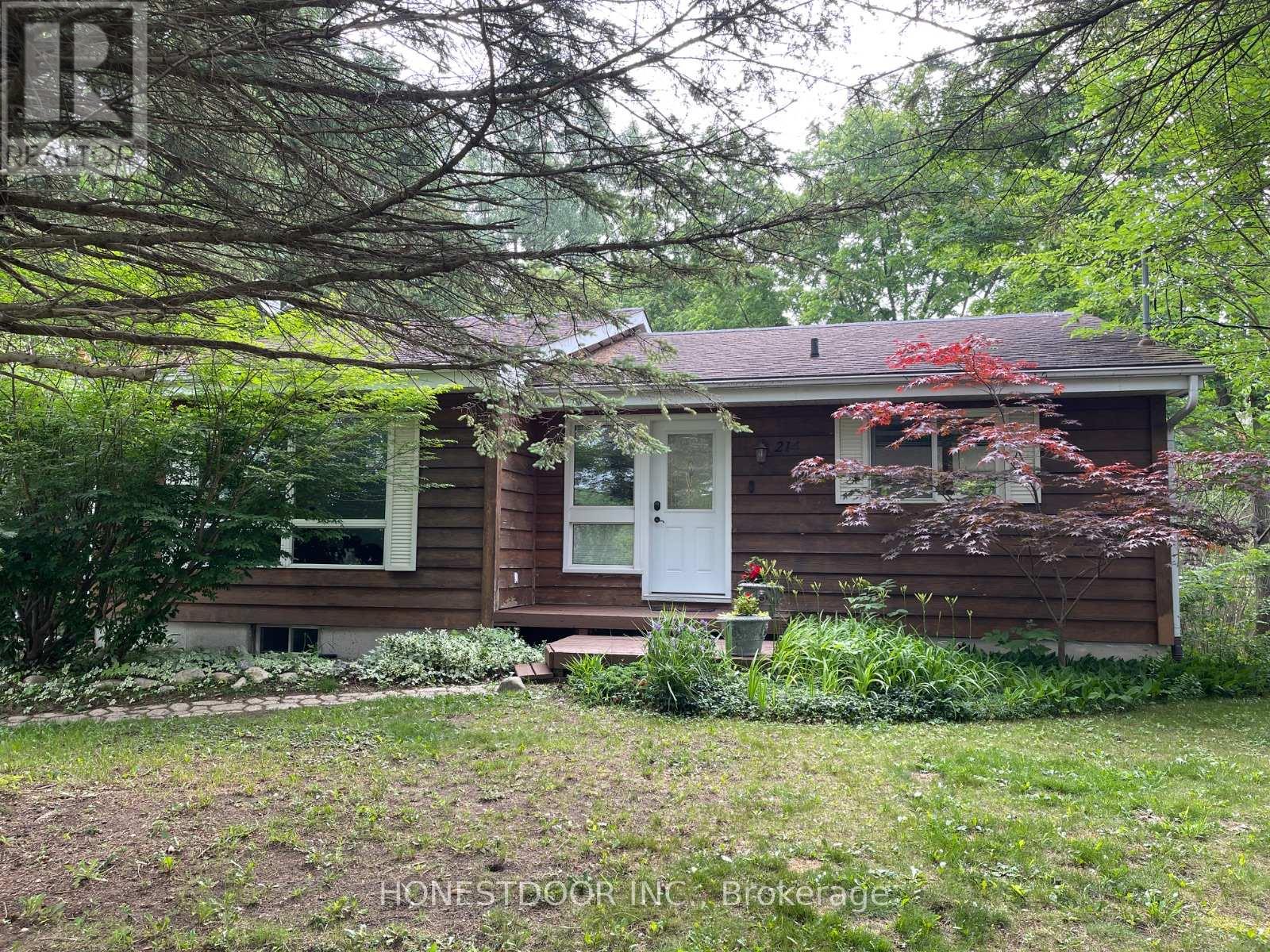 214 North Street, Thames Centre, Ontario  N0L 1G3 - Photo 5 - X12438750