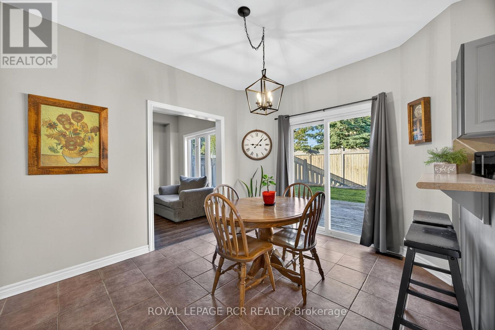 24 Tascona Court, Barrie, Ontario  L4M 0C5 - Photo 12 - S12428252
